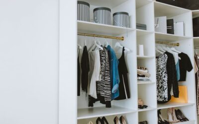 Cápsulas de moda sostenible para simplificar tu armario